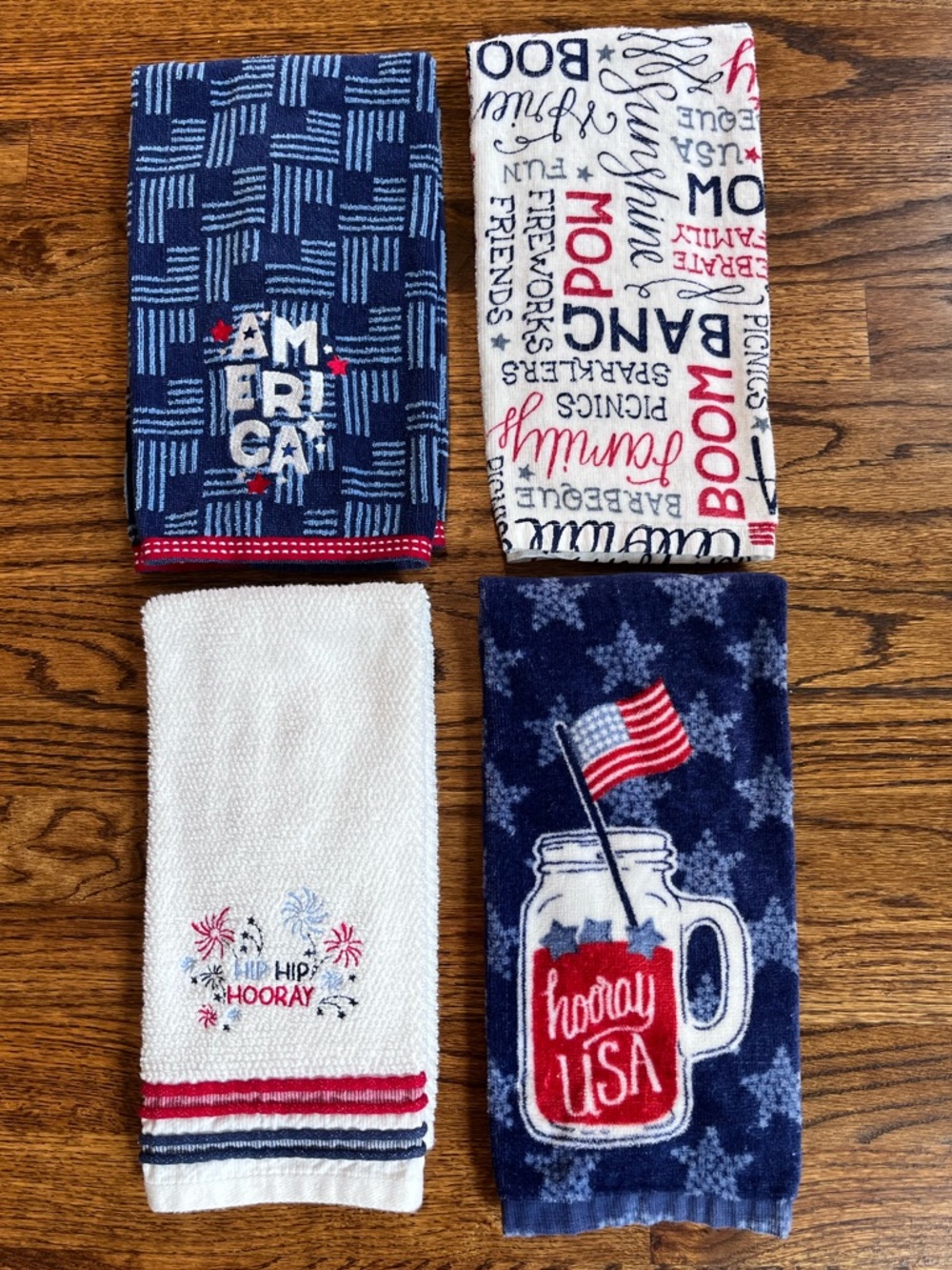 Set of 4 Patriotic USA Hand Towels - Stars & Stripes Designs